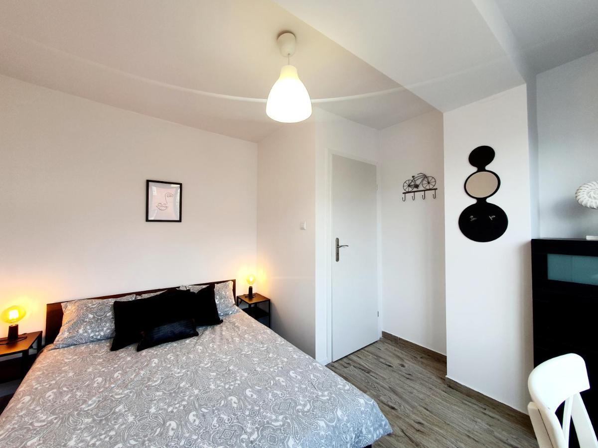 Villa Brezno กดัญสก์ ภายนอก รูปภาพ